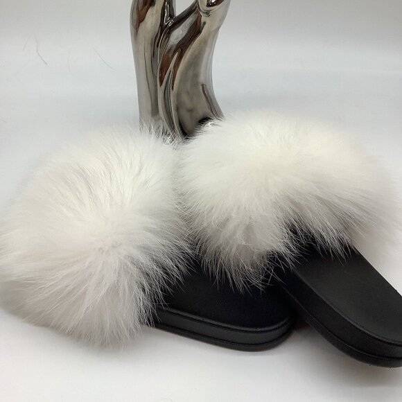 100% Real White Fox Fur Slides In-stock Fast shipping - Picture 2 of 2